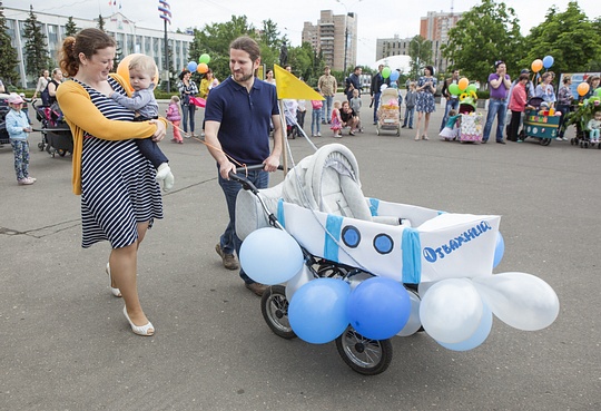В Минске прошел парад детских колясок