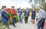 Фото: Татьяна ОДИНЦОВА осмотрела обновлённый воинский мемориал в деревне Хомяки