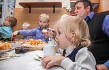 Фото: Многодетная семья из Лесного городка получила сертификат на жилье