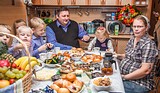 Фото: Многодетная семья из Лесного городка получила сертификат на жилье