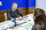 Фото: Андрей Иванов провел прием жителей в одинцовском штабе «Единой России»