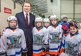 Фото: Новый логотип и форму Одинцовской школы хоккея представили в Ледовом
