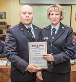 Почетные грамоты и благодарственные письма полицейским вручил начальник полиции Алексей ШКОЛКИН