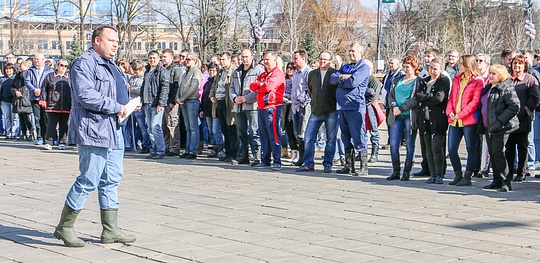 В Одинцовском районе дали старт весенним субботникам