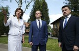 Фото: Дмитрий МЕДВЕДЕВ и Андрей ВОРОБЬЕВ осмотрели оздоровительный лагерь «Искра» в Одинцовском районе