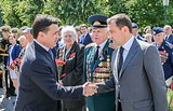 Фото: Андрей Иванов принял участие в церемонии возложения цветов к Вечному огню в Москве