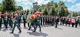 Фото: Андрей Иванов принял участие в церемонии возложения цветов к Вечному огню в Москве