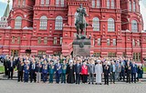 Фото: Андрей Иванов принял участие в церемонии возложения цветов к Вечному огню в Москве
