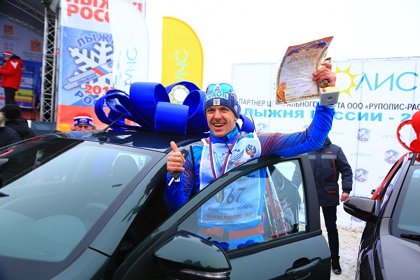 Олимпийский призер из Одинцово Николай Морилов выиграл «Лыжню России»