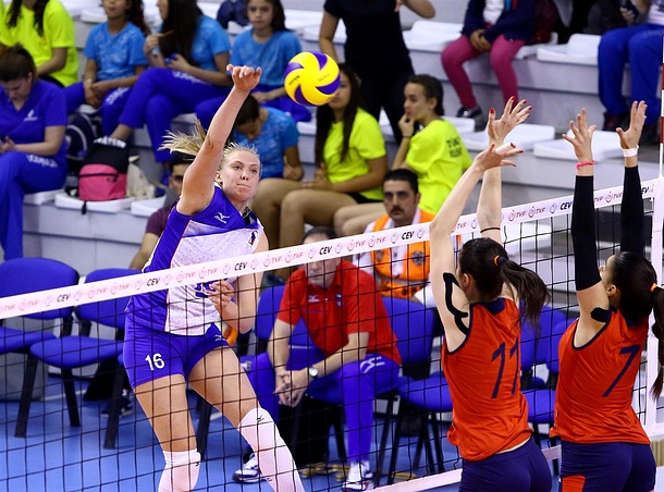 Женская молодежная сборная России по волейболу примет участие в молодежном чемпионате мира
