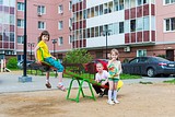 Первые 8 дворовых территорий благоустраивают в Одинцовском районе