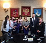 Общественные активисты проинспектировали 200 детских площадок в Одинцово