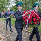 Мемориальный комплекс «Живые камни памяти и скорби» открылся 22 июня в деревне Солманово