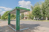 В Одинцово начался монтаж автобусных остановок нового образца. Остановка ул. Маршала Жукова
