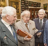 Одинцовские ветераны посетили Галерею искусств Зураба Церетели