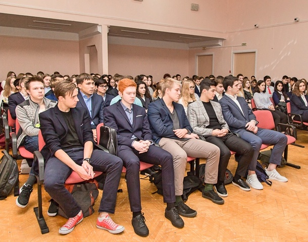 Единороссы Барвихи организовали для местных школьников день финансовой грамотности, Октябрь