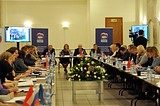 Вопросы сотрудничества советов многоквартирных домов и партии «Единая Россия» обсудили в Долгопрудном
