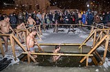 Более 5 тысяч человек приняли участие в крещенских купаниях в Одинцовском районе