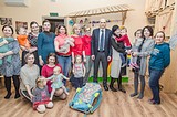 Дмитрий Голубков провел круглый стол с участницами клуба «Супермамочки»