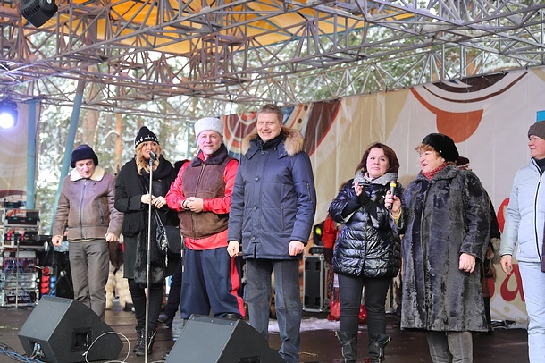 Глава Одинцовского района Андрей Иванов, каждый год в Захарово проходят масштабные масленичные гуляния — тысячи людей собираются вместе, чтобы проводить зиму, Февраль