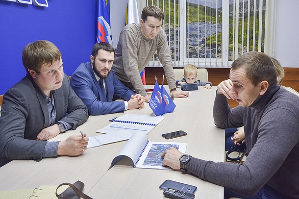 Дмитрий Голубков выделил из депутатского фонда средства на строительство новой детской площадки в Одинцово, Март