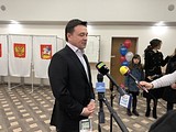 Андрей Воробьев проголосовал со своей семьей в культурно-досуговом центре «Барвиха»