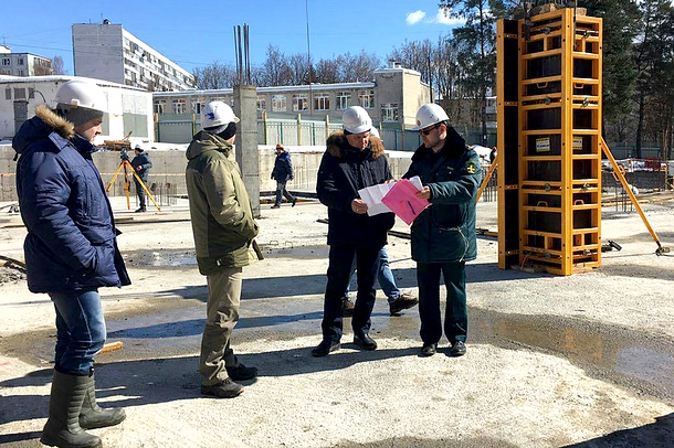 Строительство детского садика на 400 мест по партийному проекту в поселке Горки-10 идет по графику, Апрель