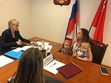 Министр правительства Московской области по социальным коммуникациям Ирина Плещева провела прием населения