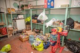 Андрей Иванов поручил найти собственника магазина в Огарево