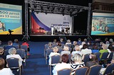 Лариса Лазутина и Андрей Иванов приняли участие в Августовской педагогической конференции