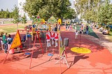 Новая детская площадка открылась в Новом Городке