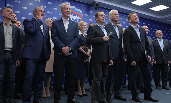 Медведев: «Единая Россия» показала достойный результат на выборах, Сентябрь
