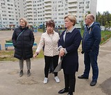 Лариса Лазутина встретилась с активными жителями Новой Трёхгорки