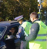 Одинцовская Госавтоинспекция совместно с родительской общественностью Одинцовского района, напомнили взрослым о необходимости соблюдения правил дорожного движения