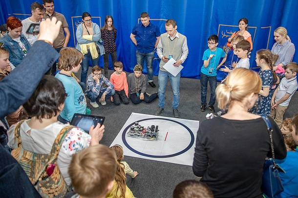 Районный фестиваль робототехники пройдет 13 октября в Одинцово, Октябрь