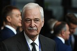 Грызлов: Принятие Конституции РФ помогло обществу преодолеть тяжелейший политический кризис