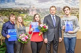 Еще 3 детям-сиротам Одинцовского района вручили ключи от их новых квартир