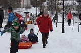 Более 100 человек стали участниками зимних семейных спортивных игр в Голицыно
