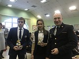 Сотрудники полиции МУ МВД России «Одинцовское» во взаимодействии с членом Общественного совета Львом Минасовым встретились со старшеклассниками Голицынской средней общеобразовательной школы №2