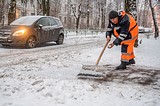 Более 10 тысяч кубометров снега вывезли из дворов Одинцовского района за 4 дня