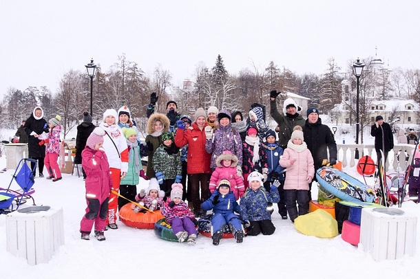 Более 100 человек стали участниками зимних семейных спортивных игр в Голицыно, Январь