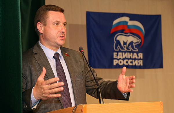 Евгений Аксаков, Февраль
