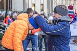 Лариса Лазутина награждает победителей