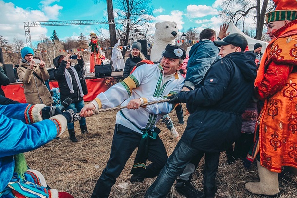 Более 1500 человек стали гостями Масленичных гуляний в Голицыно, Март