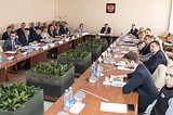 Выездное заседание комиссии, которое провел в среду, 27 марта, вице-губернатор Михаил Кузнецов в Одинцовском кампусе Московского государственного института международных отношений