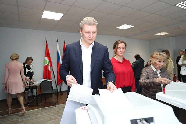 Андрей Иванов проголосовал на выборах в Совет депутатов Одинцовского городского округа, Апрель