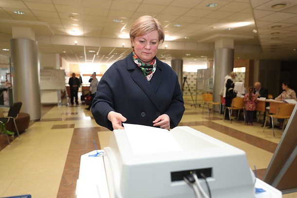 Лариса Лазутина приняла участие в голосовании в Совет депутатов Одинцовского городского округа, Апрель