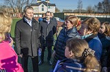 Лариса Лазутина и Андрей Иванов встретились с жителями Дубков