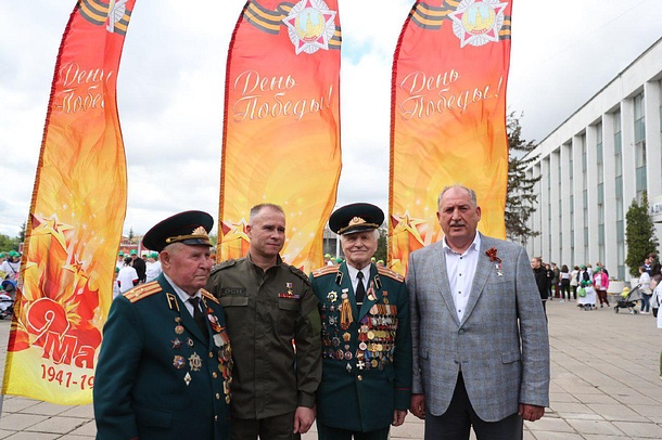 Герой России Владимир Ковтун присоединился к акции в Одинцово, Май