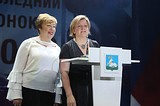 Лариса Лазутина поздравила выпускников школ Одинцовского городского округа с последним школьным звонком